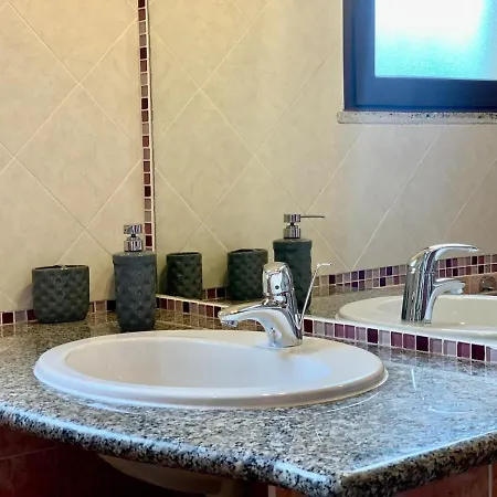 Casa Mirto, Ground Floor, Borgo Solita - Iun P6978 Hébergement de vacances Budoni