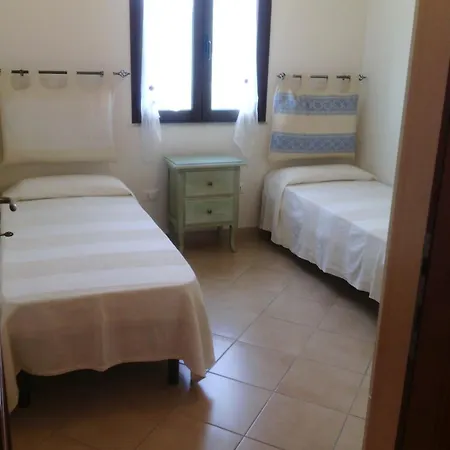 בית נופש Casa Mirto, Ground Floor, Borgo Solita - Iun P6978 בודוני